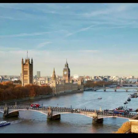 Luxury Apartment Riverside London Exterior photo